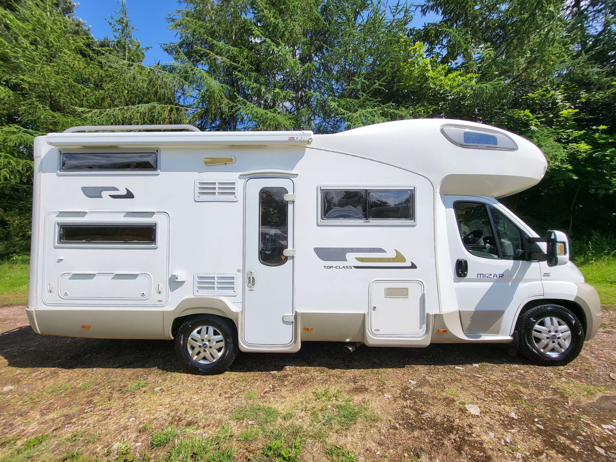 CI Mizar GTL 6 Berth 4 Belt Rear Bunk Beds Motorhome For Sale Rove!